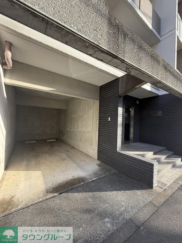 バルコニー(タウンハウジング調布店まで♪)