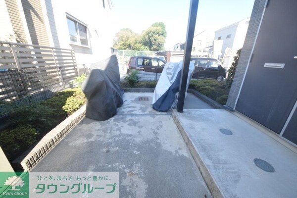 駐車場(庭)