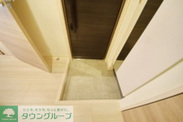 玄関(★お問い合わせはタウンハウジングまで★)