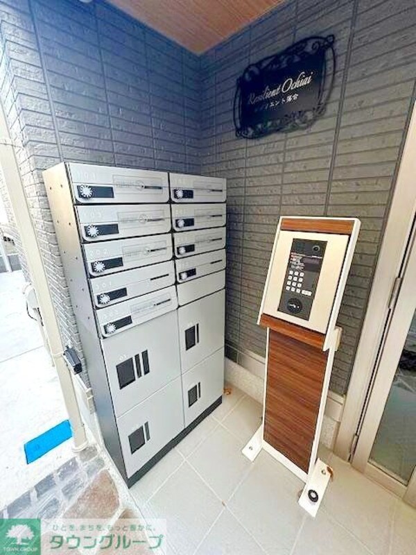 エントランス(★お部屋探しは、タウンハウジング多摩センター店へ★)
