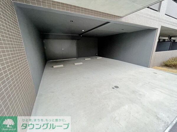 駐車場(★お部屋探しはタウンハウジング稲田堤店まで★)
