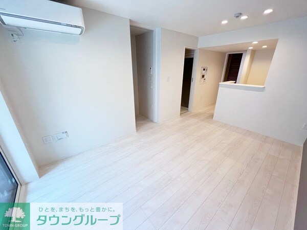 リビング・居室(★お部屋探しは株式会社タウンハウジング東京まで★)