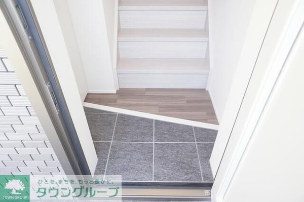 玄関(★お問い合わせはタウンハウジングまで★)