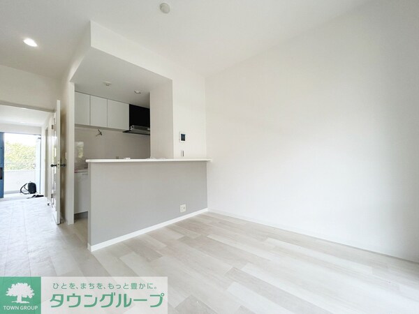 リビング・居室(★お部屋探しは株式会社タウンハウジング東京まで★)