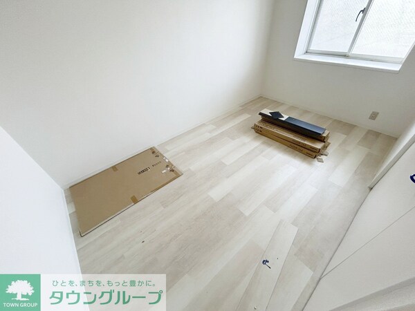 寝室(★お部屋探しは株式会社タウンハウジング東京まで★)