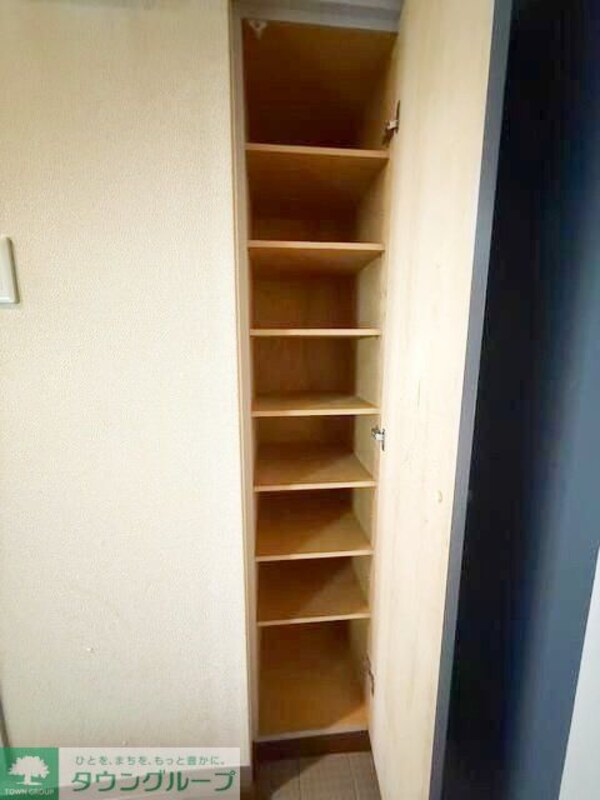 玄関(★お問い合わせはタウンハウジングまで★)