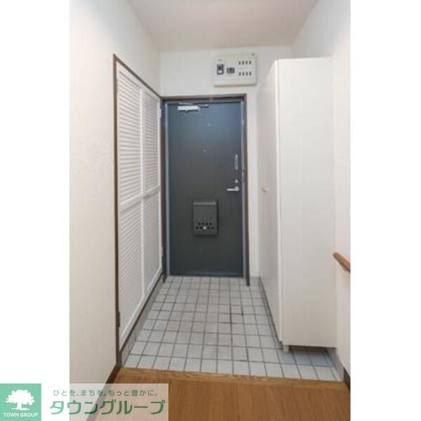 玄関(※写真は同タイプ住戸です。)
