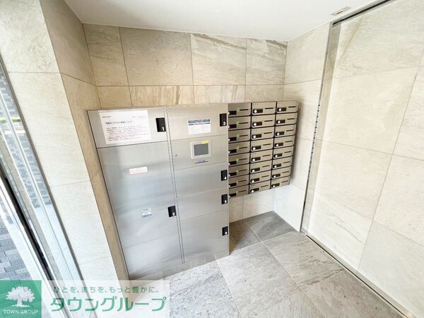 エントランス(★お問い合わせはタウンハウジング府中店★)