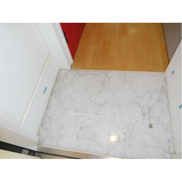 玄関(※過去写真参考※)