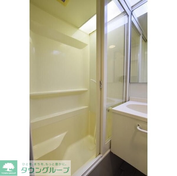 バス／シャワールーム等(仕切りがありバストイレ別風！？)