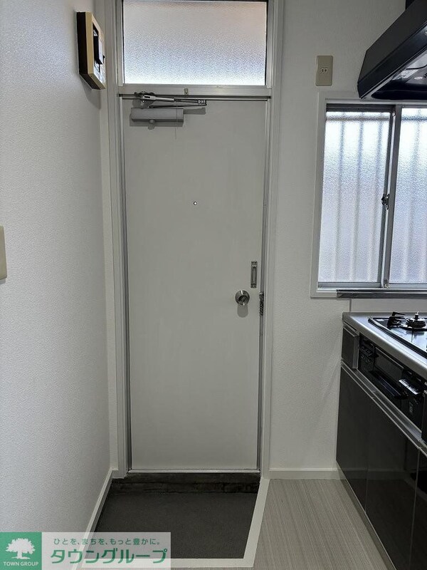 玄関(※別部屋参考写真)