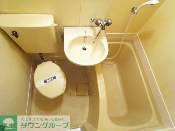 トイレ(トイレ)