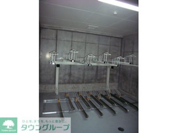 その他(2011年1月撮影　駐輪場)