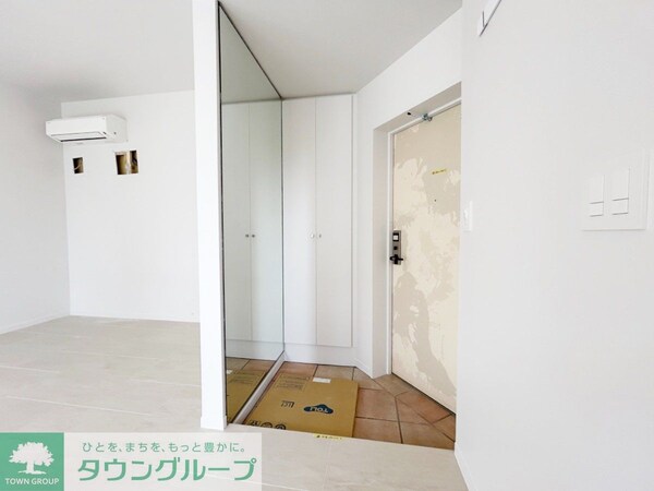 玄関(お部屋探しは株式会社　タウンハウジング　までお気軽にお問合…)