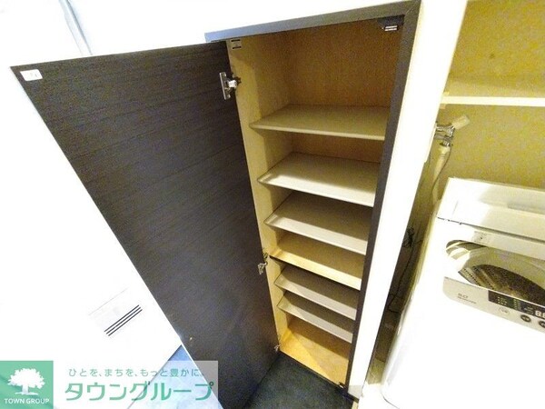 玄関(下駄箱)