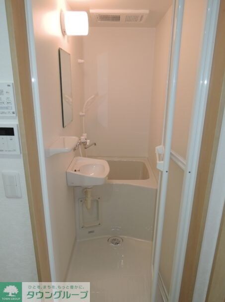 物件内観写真11　(洗面)