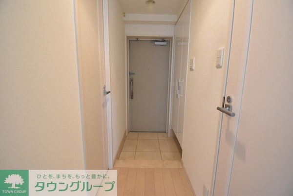 玄関(タウンハウジングレジデンス事業部　恵比寿店・赤坂店までお問…)
