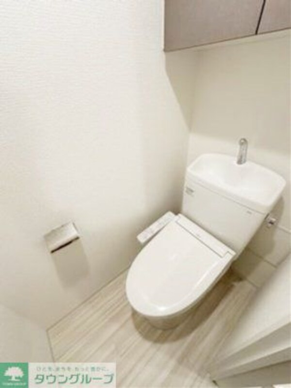 トイレ(お部屋探しは株式会社　タウンハウジング　までお気軽にお問合…)