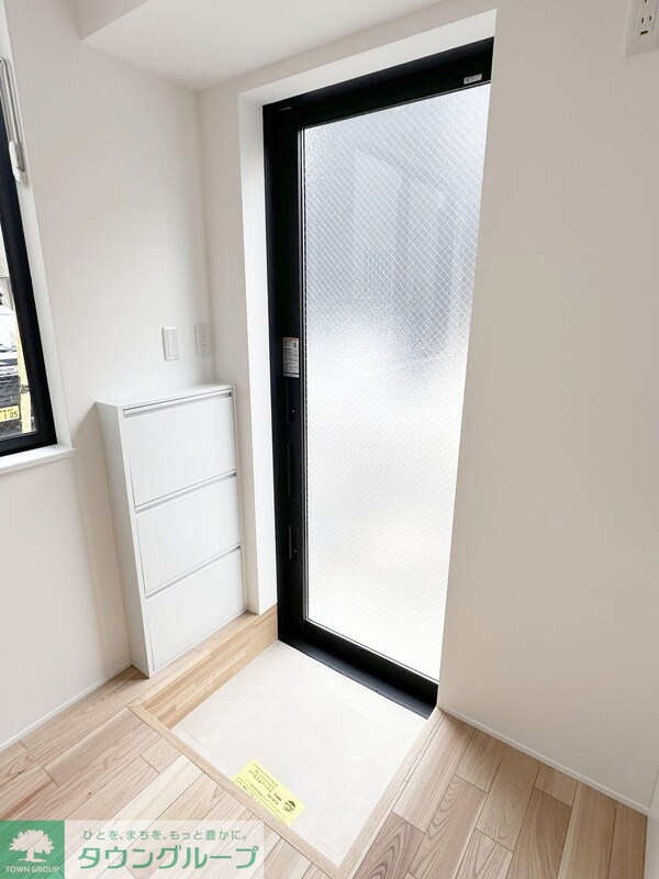 玄関(★お問い合わせはタウンハウジングまで★)