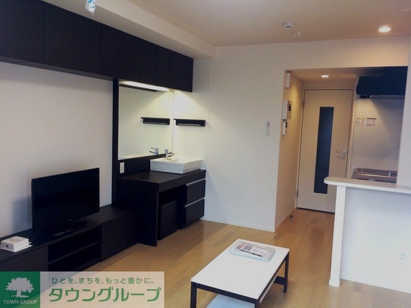 リビング・居室(号室により間取りが反転している場合があります。)