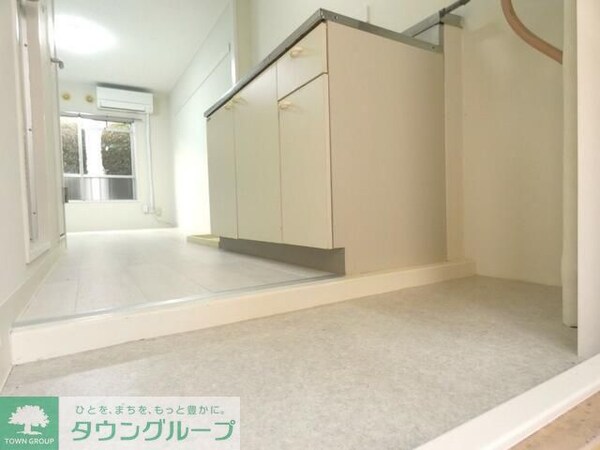 玄関(★お部屋探しは株式会社タウンハウジング東京まで★)