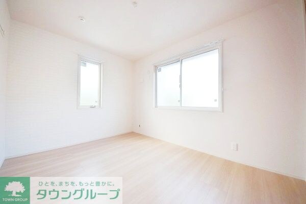 寝室(★お部屋探しは株式会社タウンハウジング東京まで★)