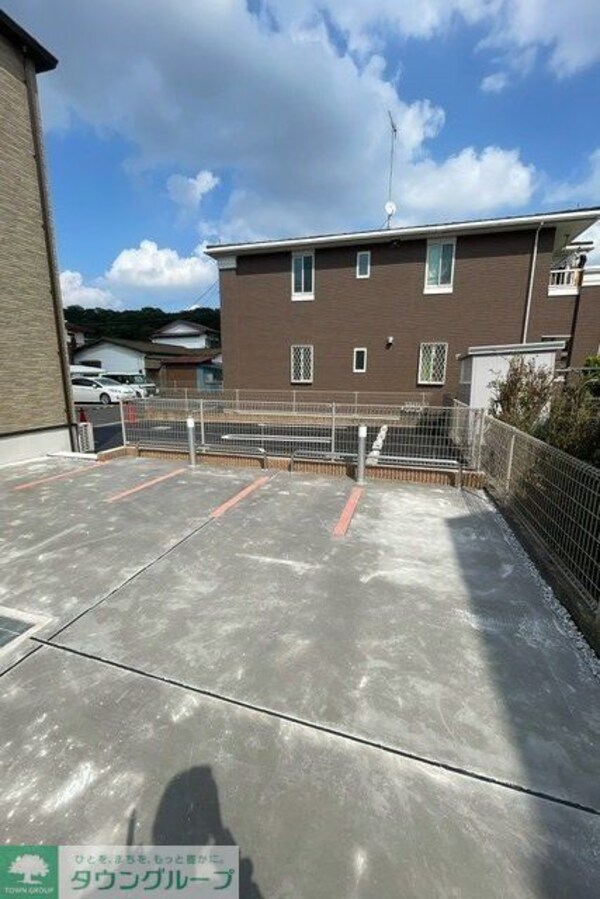 駐車場(駐車場)