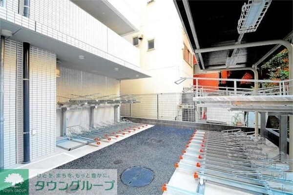 駐車場(★)