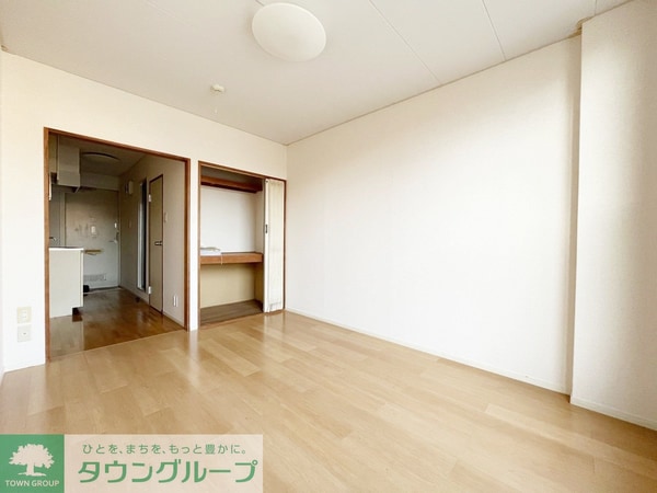リビング・居室(同建物別号室参考写真)
