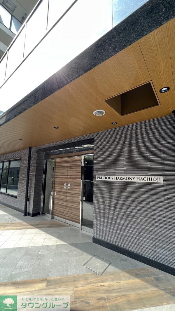 エントランス(★お部屋探しは株式会社タウンハウジング東京まで★)