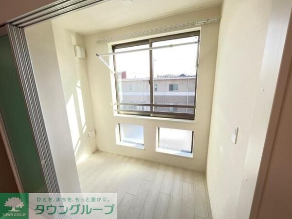 寝室(★お部屋探しは株式会社タウンハウジング東京まで★)