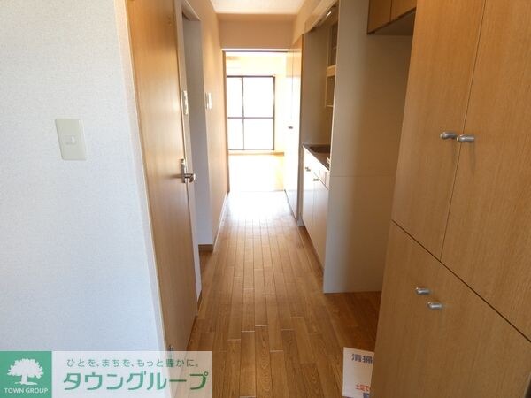 玄関(★お部屋探しは株式会社タウンハウジング東京まで★)