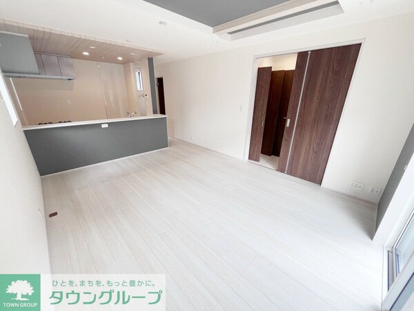 リビング・居室(★お部屋探しは株式会社タウンハウジング東京まで★)