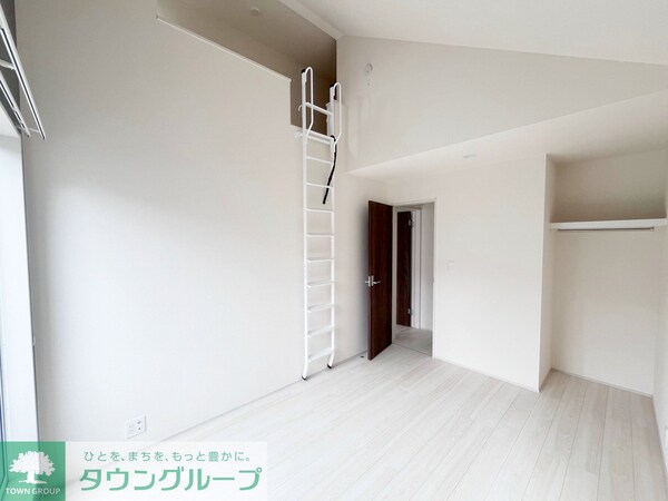 寝室(★お部屋探しは株式会社タウンハウジング東京まで★)