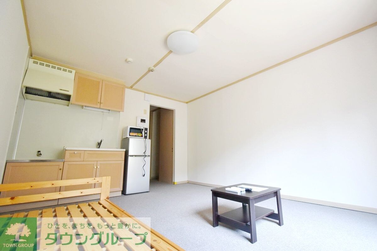 物件内観写真2　(リビング/居室)