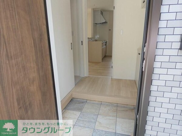 玄関(★お部屋探しは株式会社タウンハウジング東京まで★)