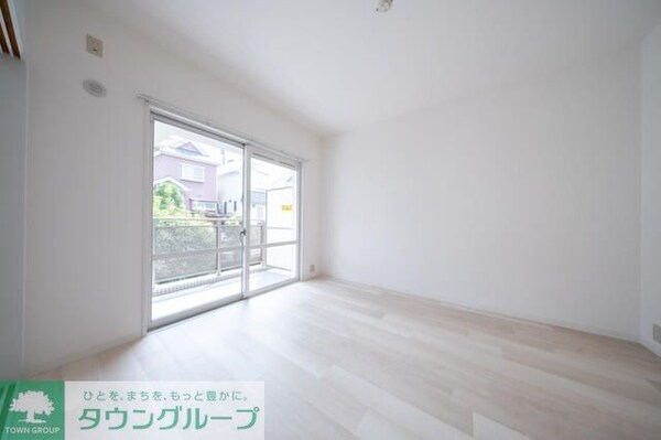 リビング・居室(同建物別号室参考写真)