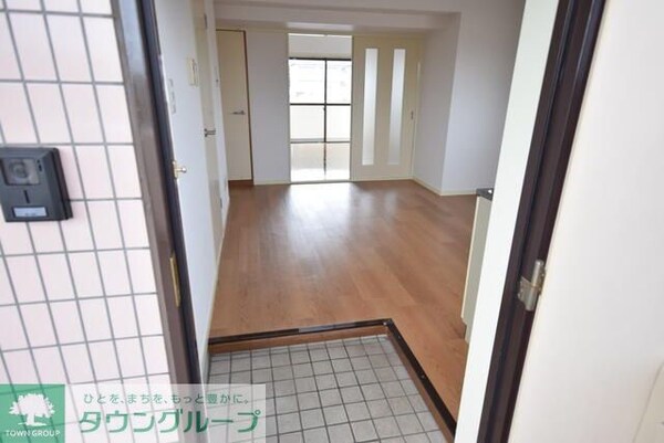 玄関(★お問い合わせはタウンハウジングまで★)
