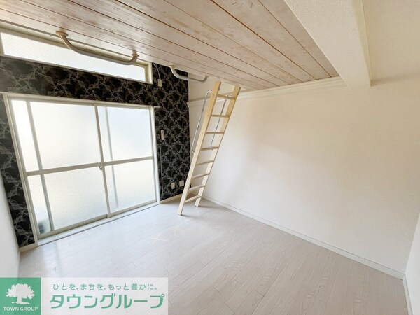 リビング・居室(★お部屋探しは株式会社タウンハウジング東京まで★)