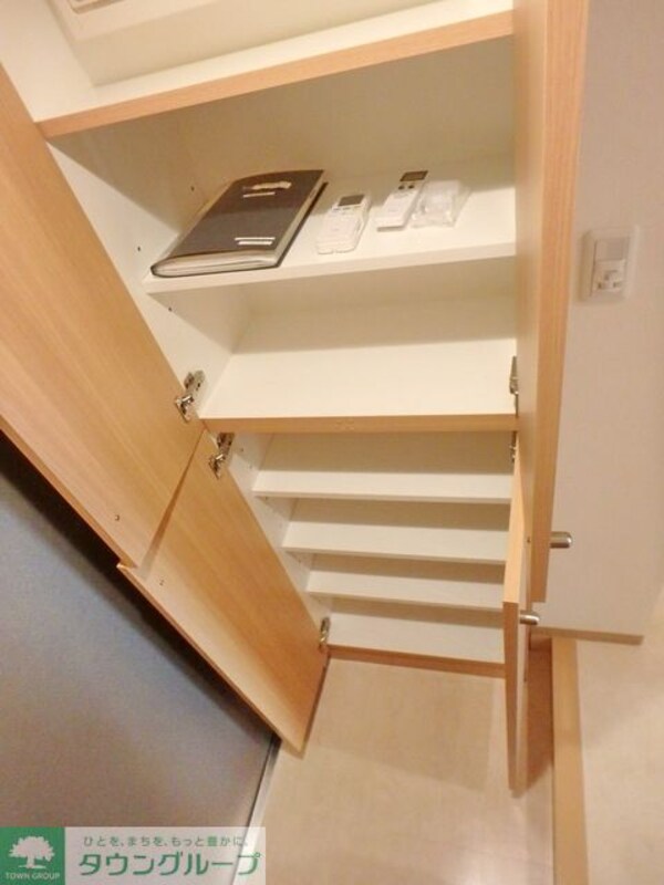 設備(★シューズＢＯＸ★)