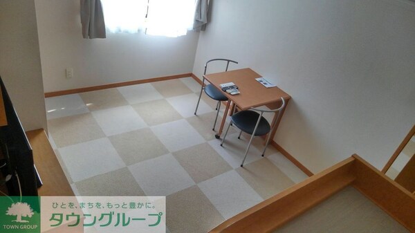 リビング・居室(設備・仕様は号室により異なる為、現況を優先致します。)