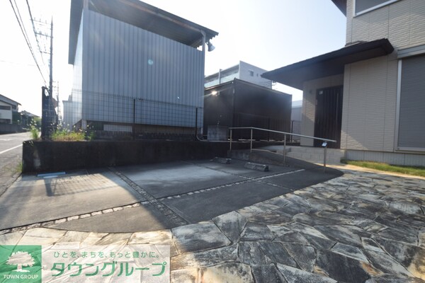 駐車場(駐車場)