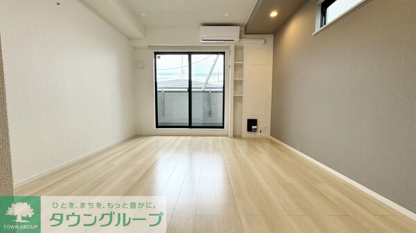 リビング・居室(タウンハウジング調布店まで♪)