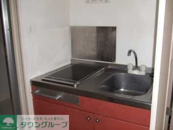 キッチン(設備・仕様は号室により異なる為、現況を優先致します。)