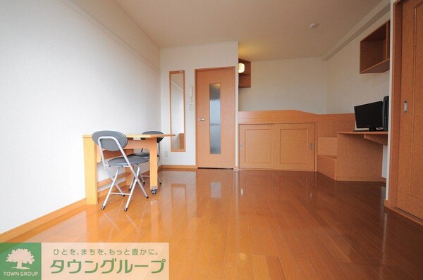 リビング・居室(設備・仕様は号室により異なる為、現況を優先致します。)