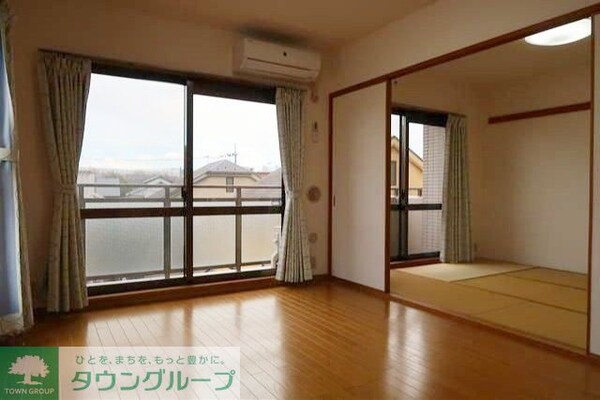 リビング・居室(★お部屋探しは株式会社タウンハウジング東京まで★)