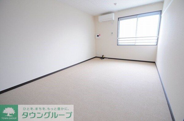 リビング・居室(設備・仕様は号室により異なる為、現況を優先致します。)