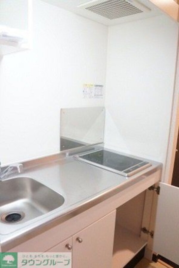 キッチン(設備・仕様は号室により異なる為、現況を優先致します。)