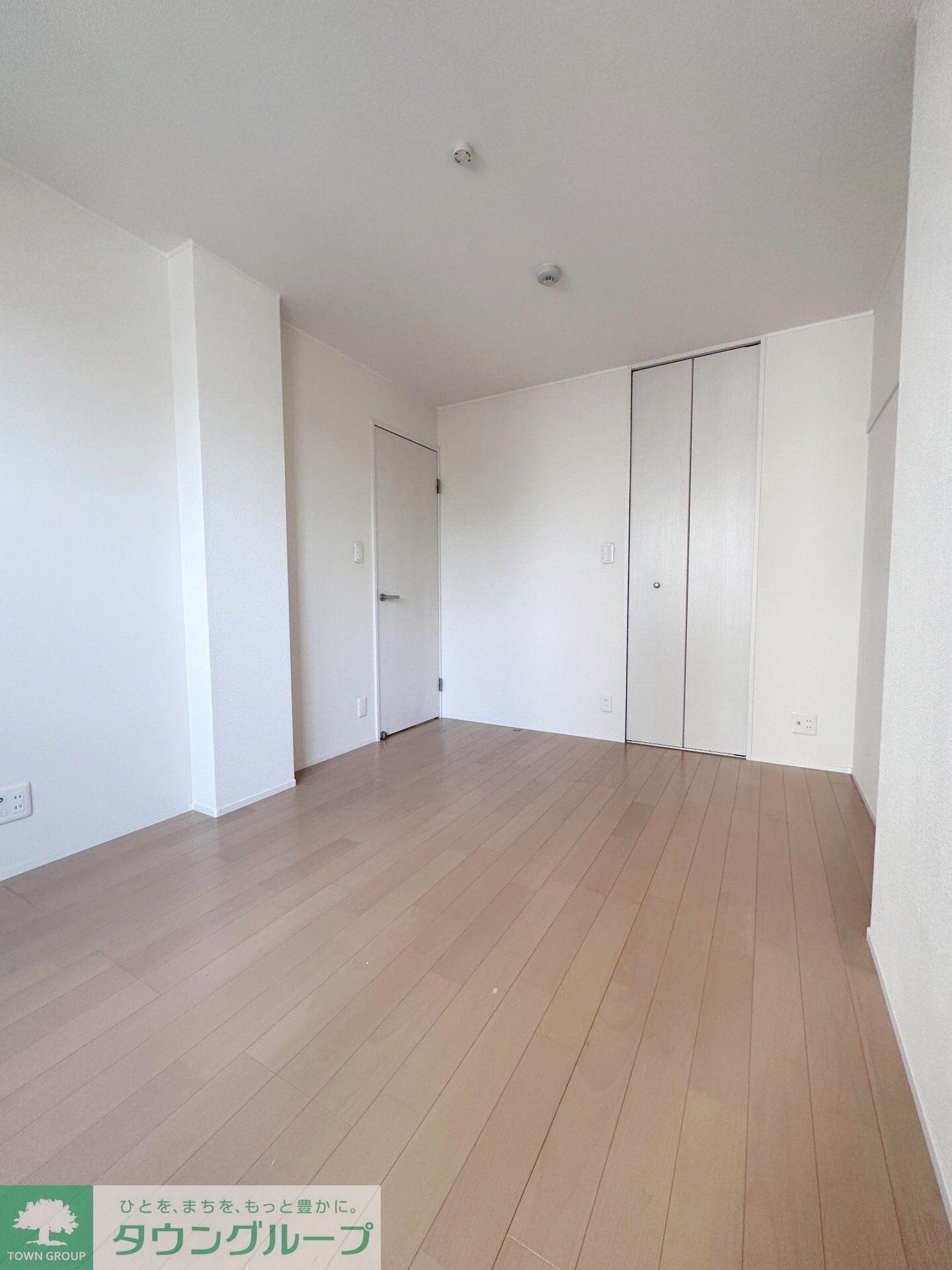 物件内観写真14　(寝室)