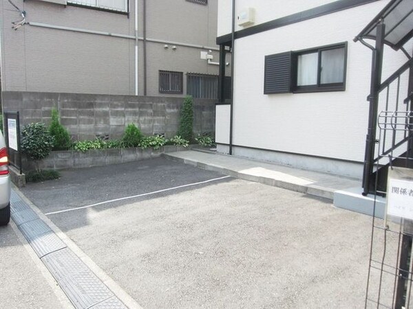 駐車場(☆駐車場スペースもゆったりしてます☆)